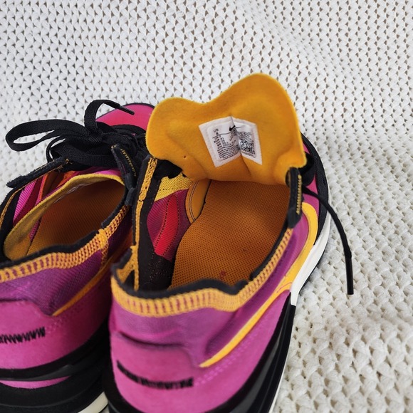 Nike Waffle One Women's Size 8 Active Fuchsia University Gold DC2533-600 - Picture 9 of 13